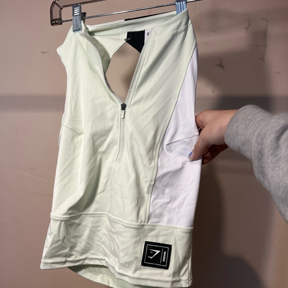 NEVER WORN gymshark tank
